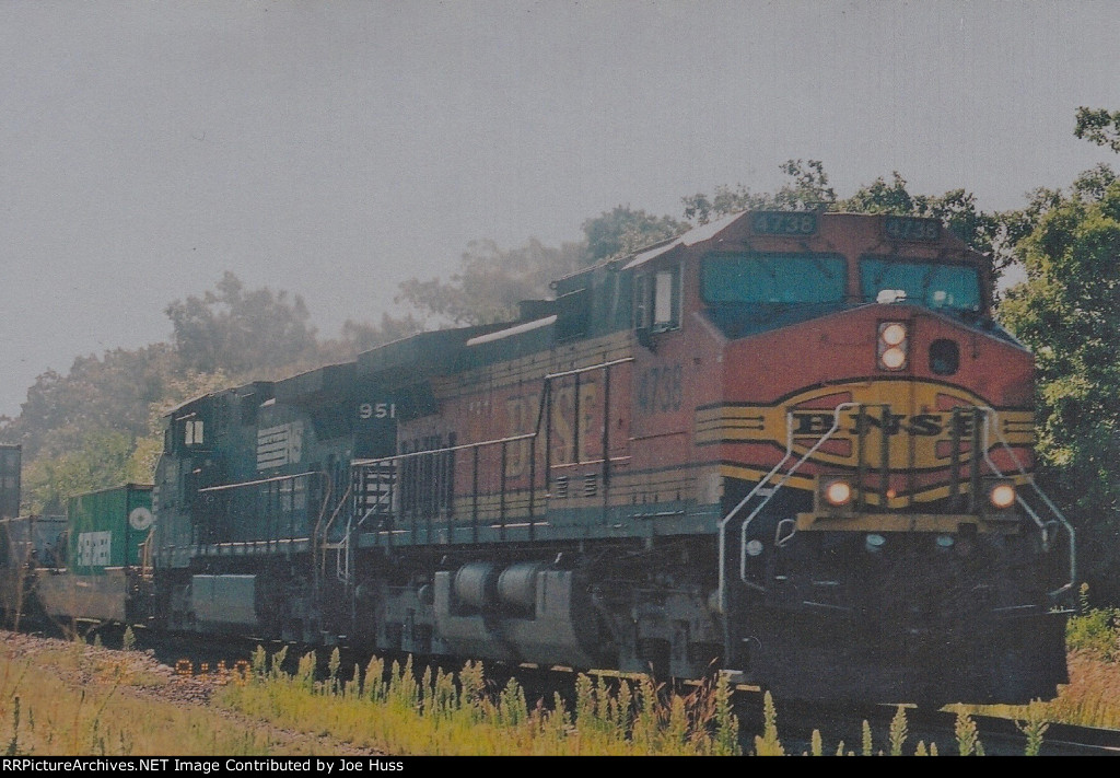 BNSF 4738 West